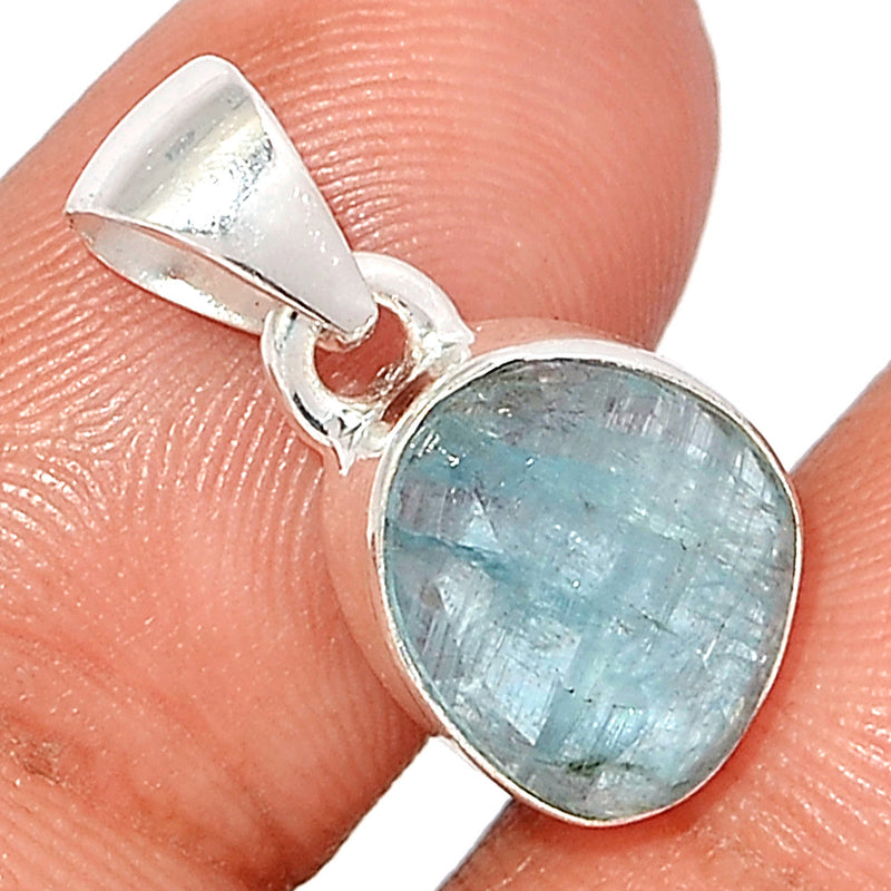 0.8" Aqua Kyanite Faceted Pendants - AKFP133