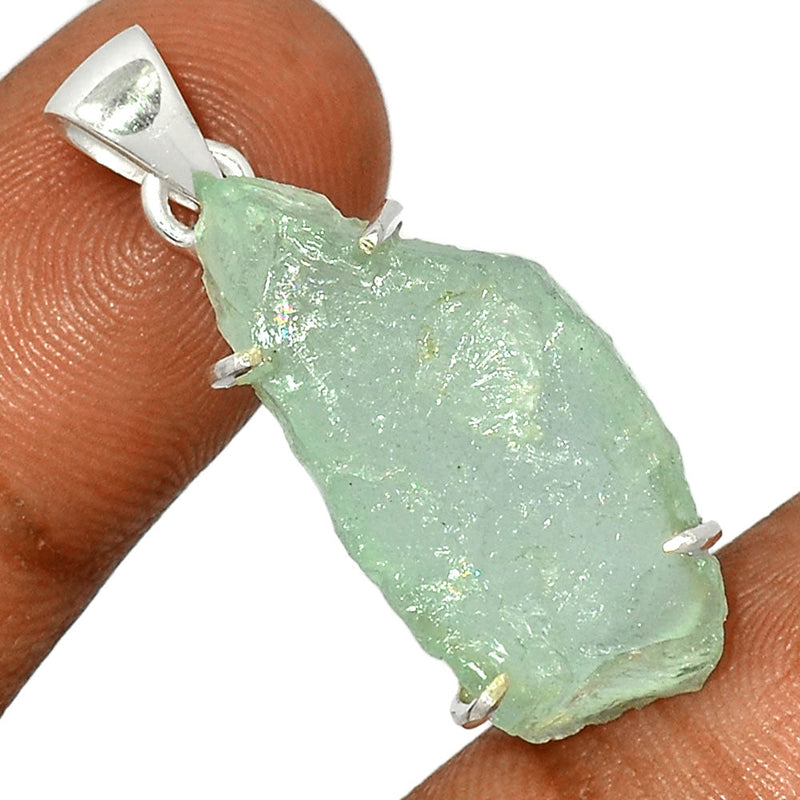 1.5" Claw - Aquamarine Rough Pendants - AQRP799