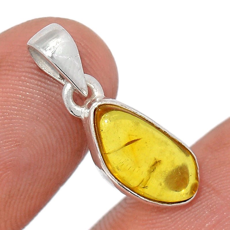 0.8" Baltic Amber Pendants - BAMP1018