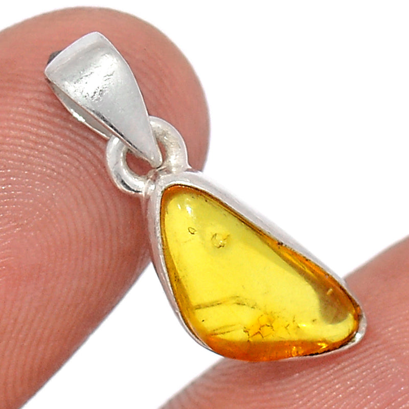 0.8" Baltic Amber Pendants - BAMP1019