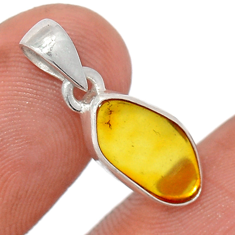 0.8" Baltic Amber Pendants - BAMP1037