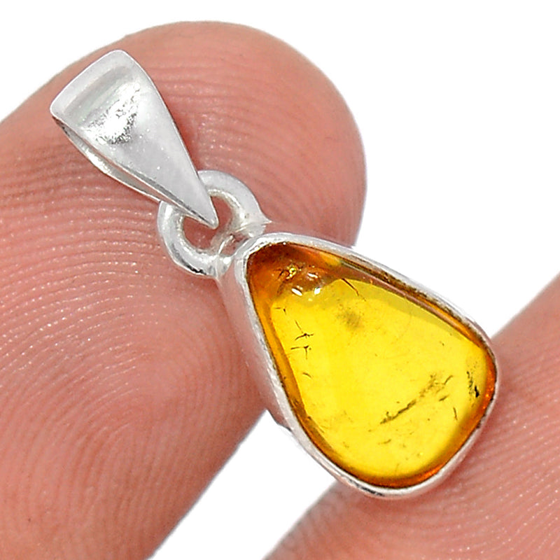 0.8" Baltic Amber Pendants - BAMP1053