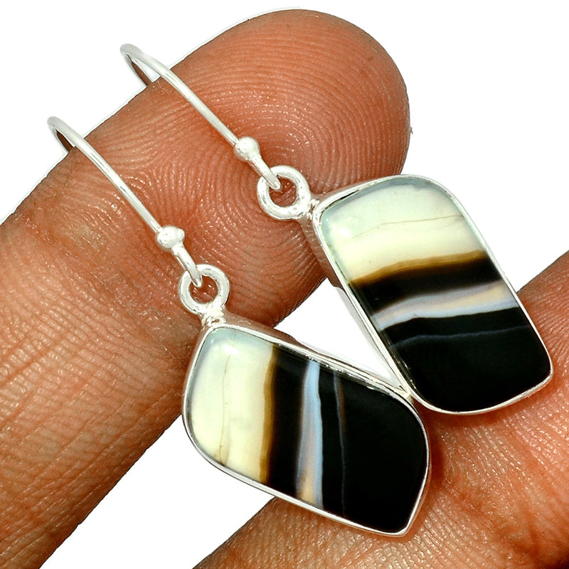1.6" Black Banded Agate Earrings - BBAE604