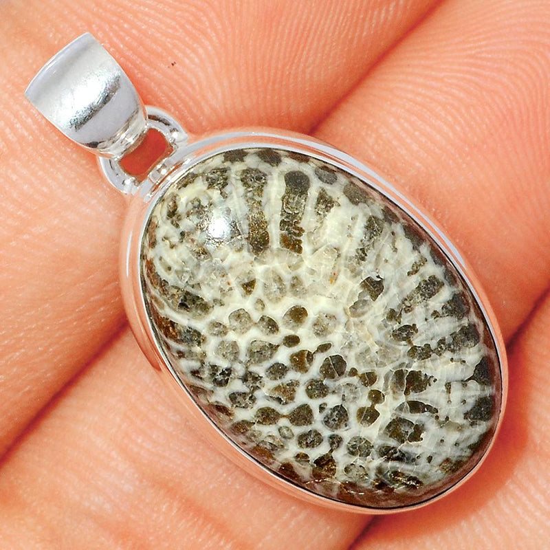 1.2" Black Coral Pendants - BLCP45