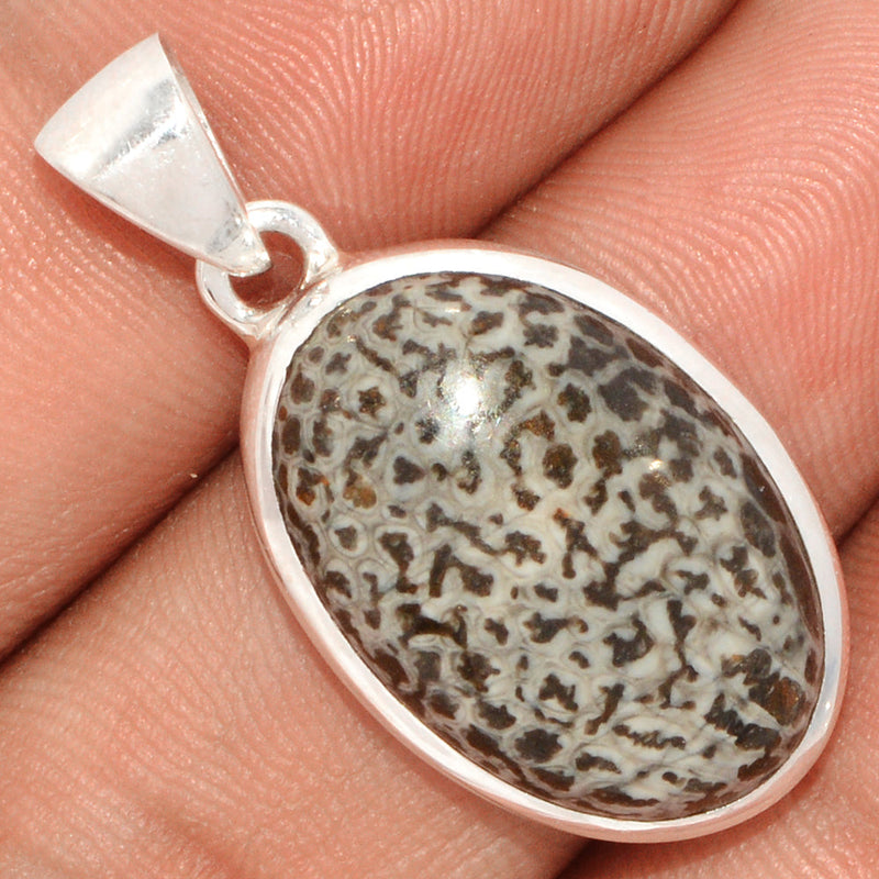 1.3" Black Coral Pendants - BLCP96