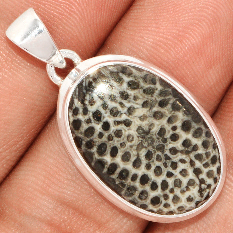 1.3" Black Coral Pendants - BLCP97