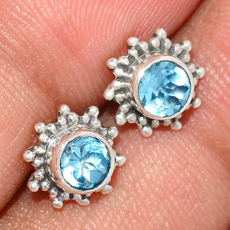 Fine Filigree - Blue Topaz Studs - BLTS438