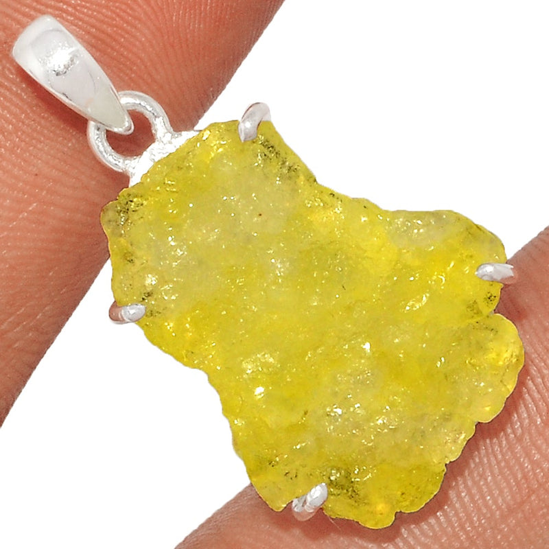 1.5" Claw - Brucite Rough Pendants - BRRP179