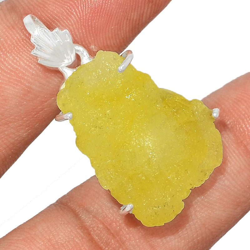 1.5" Claw - Brucite Rough Pendants - BRRP92