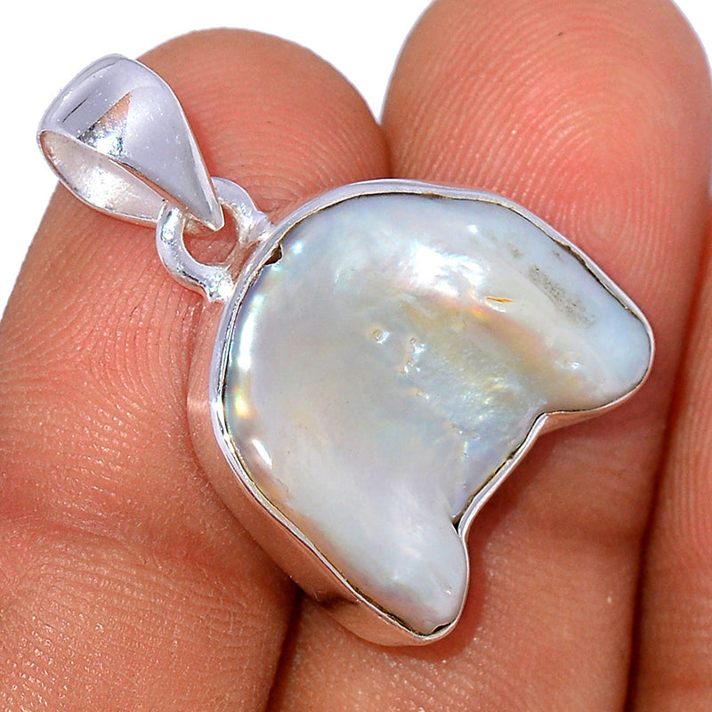 1.1" Biwa Pearl Pendants - BWAP493