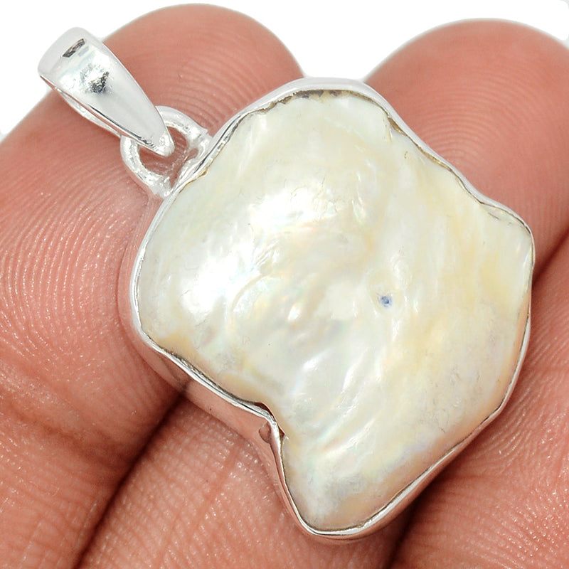 1.3" Biwa Pearl Pendants - BWAP536