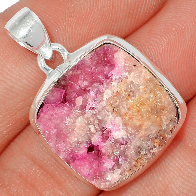 1.2" Cobalt Druzy Pendants - CBDP294