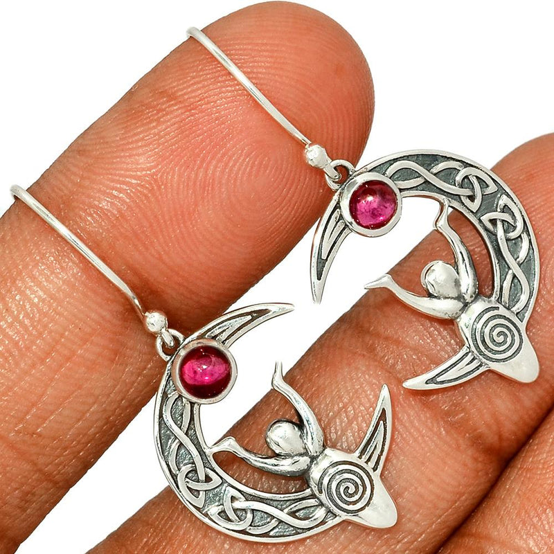 4*4 MM Round - Celtic Goddess Moon - Garnet Cabochon Earrings - CCE503-GC Catalogue