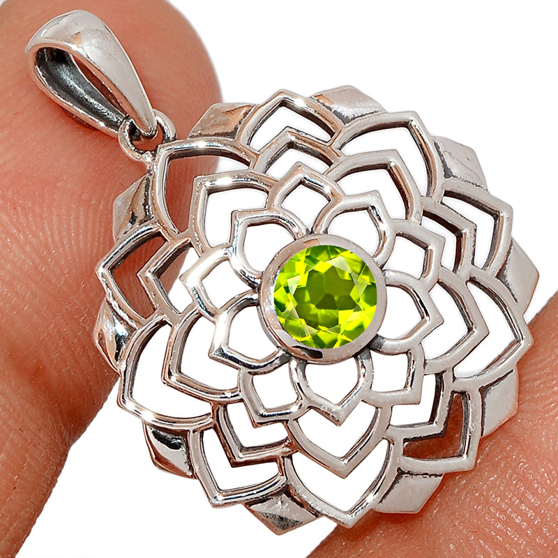 1.2" & 5*5 MM Round Celtic - Peridot Silver Pendants - CCP515-P Catalogue