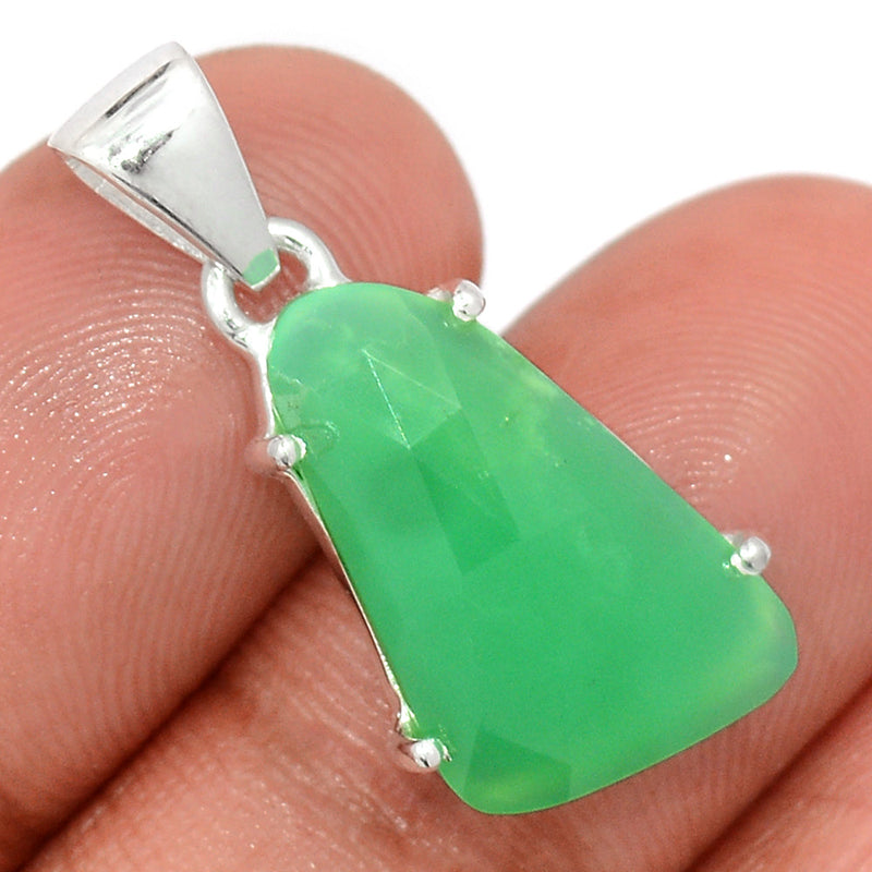 1.1" Claw - Chrysoprase Faceted Pendants - CPFP157