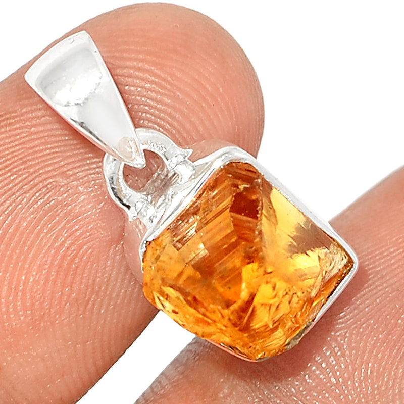 0.8" Citrine Rough Pendants - CTRP884