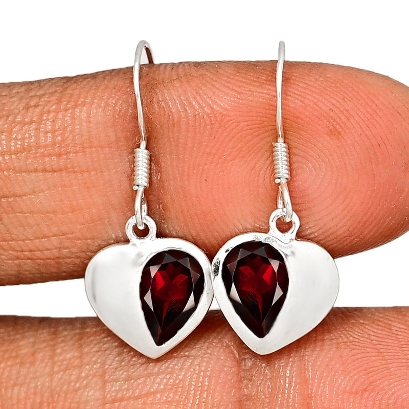 6*9 MM Pear - Garnet Faceted Silver Earrings - ER2120G Catalogue