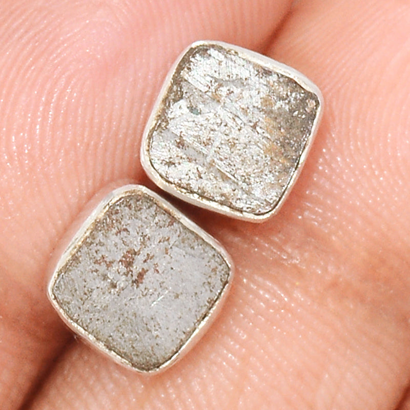 Muonionalusta Meteorite Sweden Studs - GBMS198