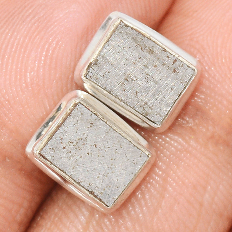 Muonionalusta Meteorite Sweden Studs - GBMS201