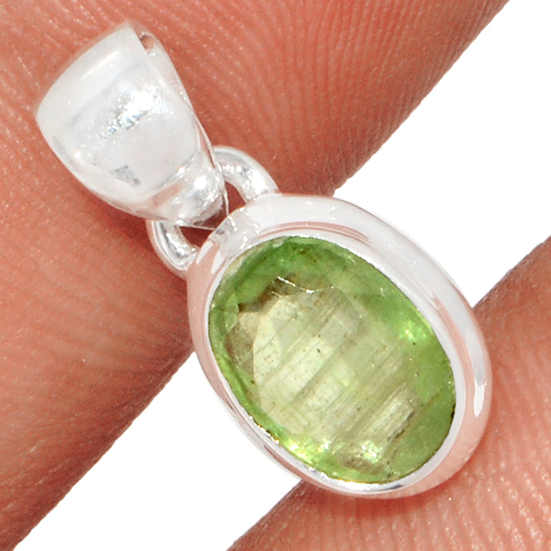 0.7" Green Kyanite Faceted Pendants - GKFP102