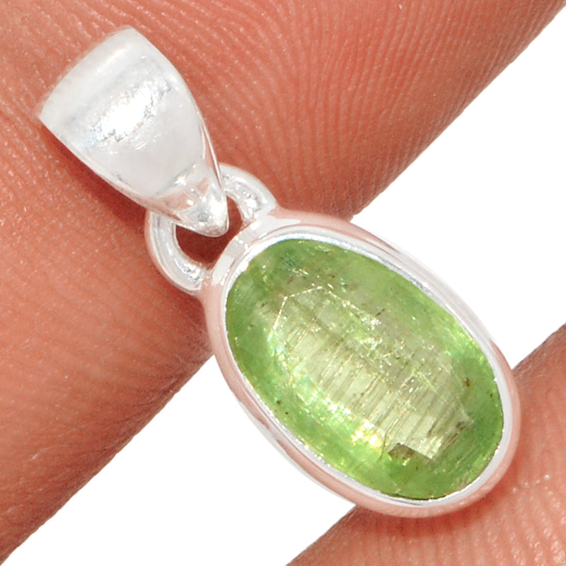 0.7" Green Kyanite Faceted Pendants - GKFP108