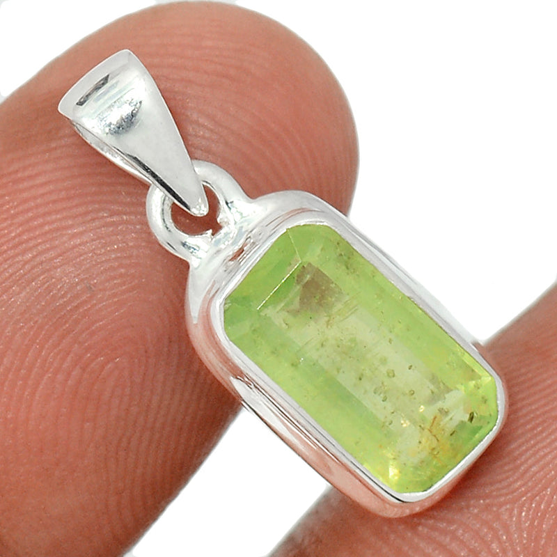 1" Green Kyanite Faceted Pendants - GKFP299