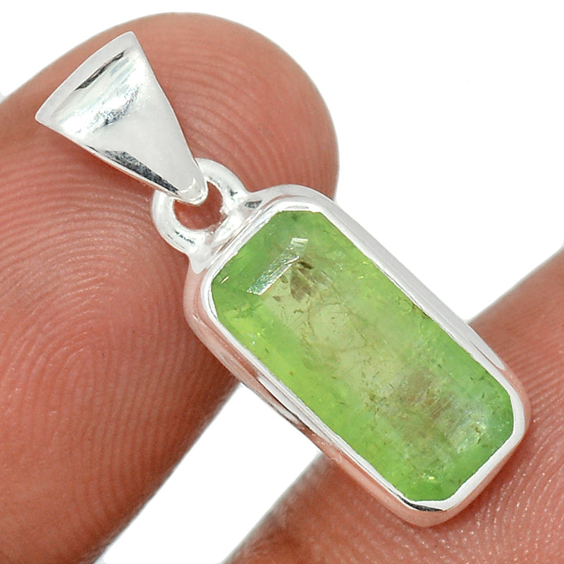 1" Green Kyanite Faceted Pendants - GKFP302