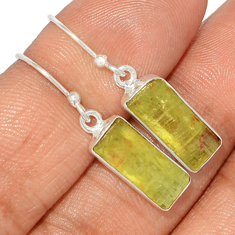 1.2" Green Kyanite Rough Earrings - GKRE181