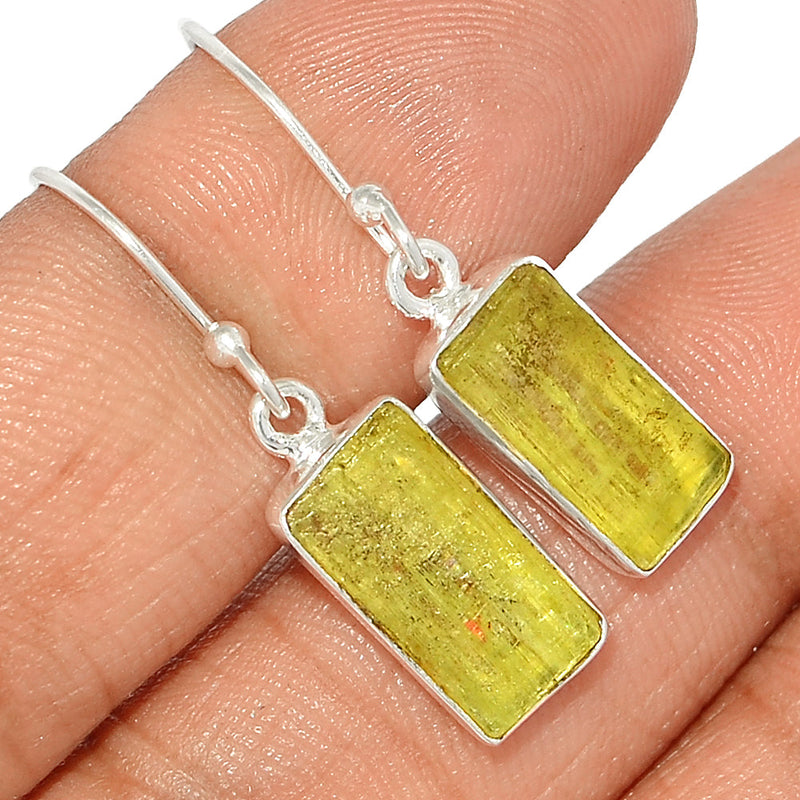 1.2" Green Kyanite Rough Earrings - GKRE192