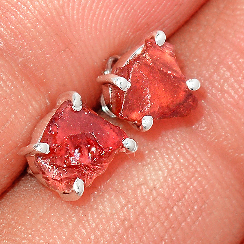 Claw - Garnet Rough Studs - GNRS45