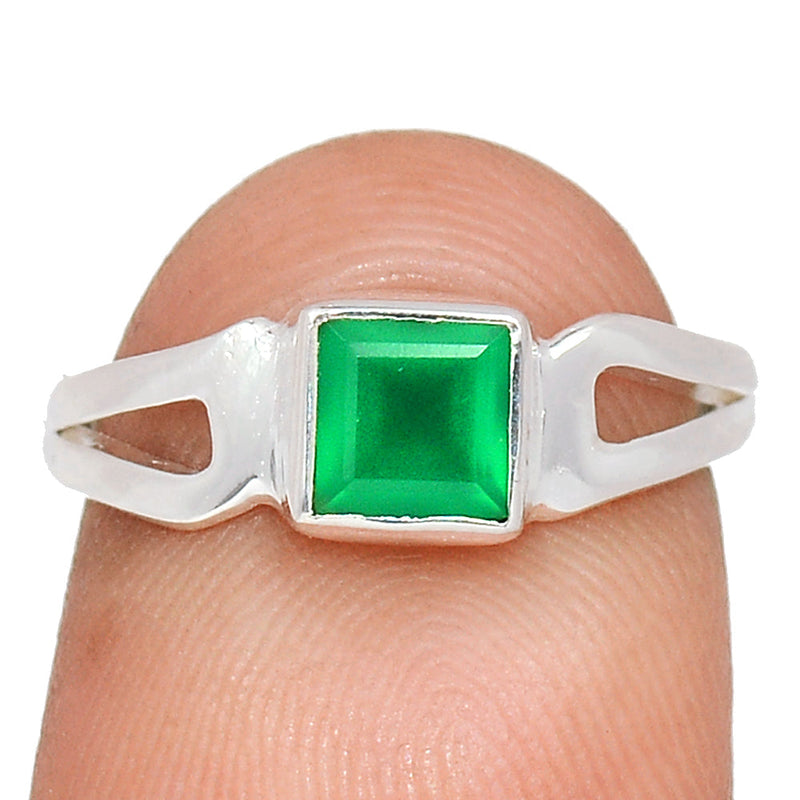 Small Plain - Green Onyx Faceted Ring - GOFR443