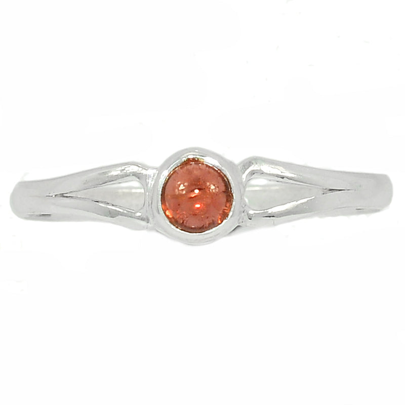 Small Plain - Garnet Cabochon Ring - GRCR739