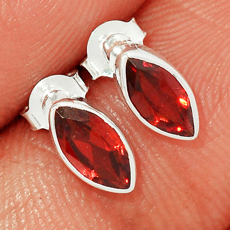 Garnet Faceted Studs - GRFS564