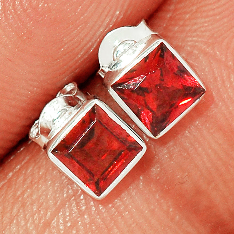 Garnet Faceted Studs - GRFS566