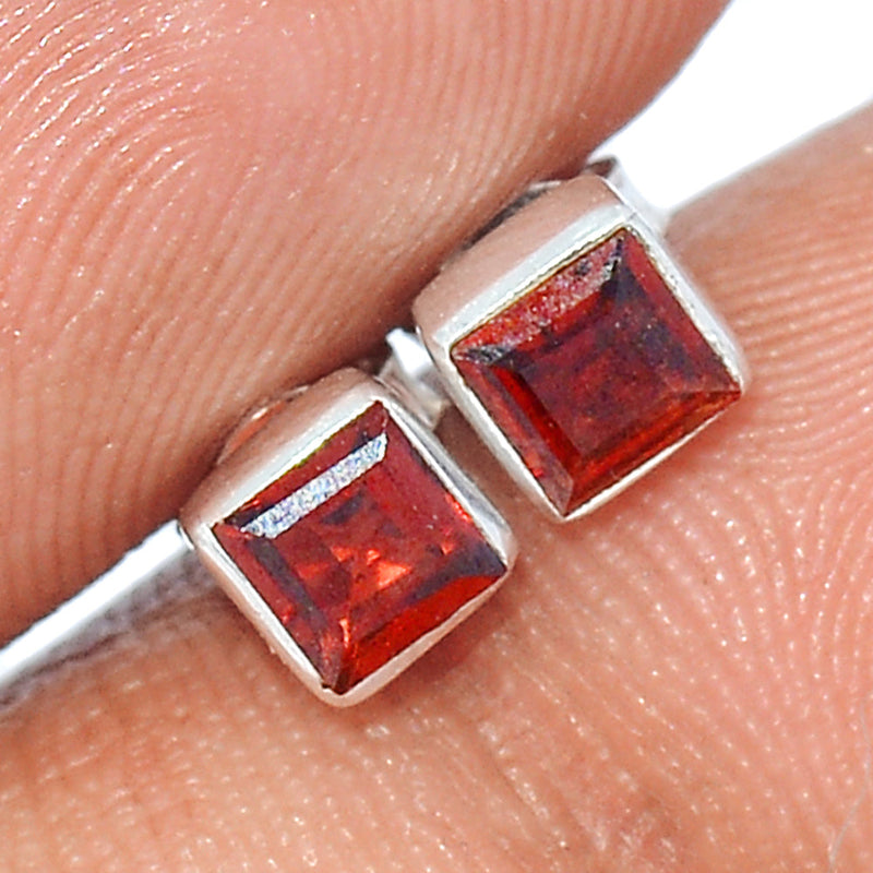 Garnet Faceted Studs - GRFS689