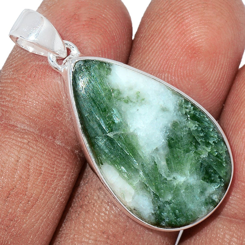 1.5" Green Tourmaline In Quartz Cabochon Pendants - GTCP119