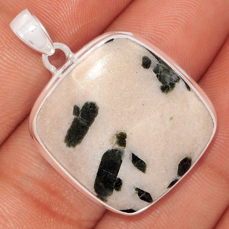 1.5" Green Tourmaline In Quartz Cabochon Pendants - GTCP162