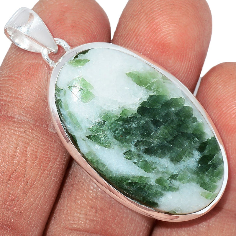 1.7" Green Tourmaline In Quartz Cabochon Pendants - GTCP81