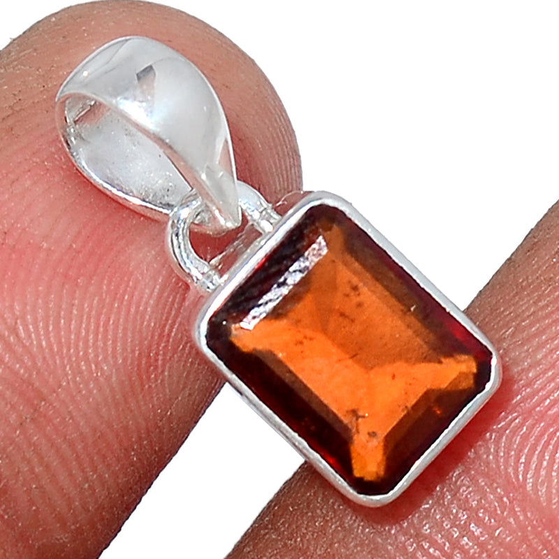 0.8" Hessonite Garnet Faceted Pendants - HFGP183