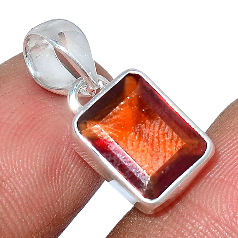 0.8" Hessonite Garnet Faceted Pendants - HFGP217