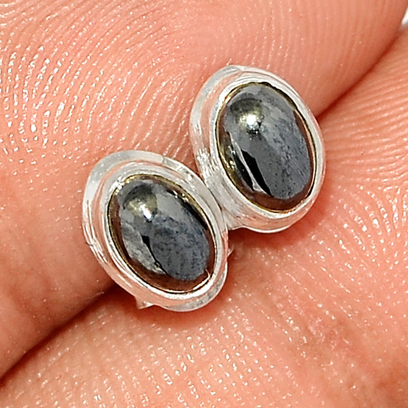 Hematite Studs - HMTS72