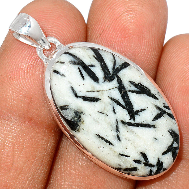 1.6" Hornblende Pendants - HRBP101