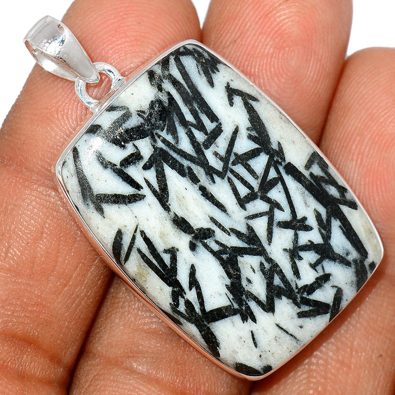 1.7" Hornblende Pendants - HRBP103