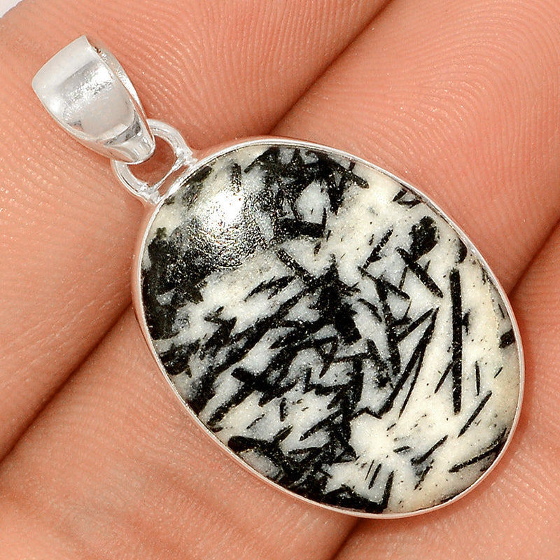 1.5" Hornblende Pendants - HRBP51