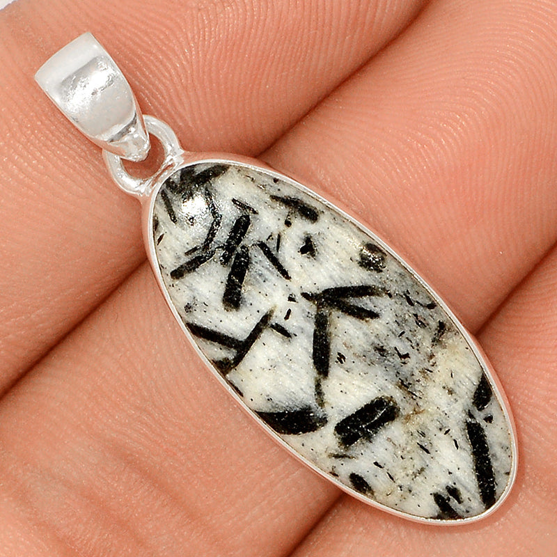 1.6" Hornblende Pendants - HRBP58