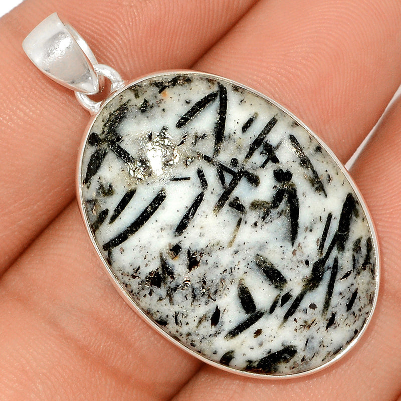 1.7" Hornblende Pendants - HRBP59