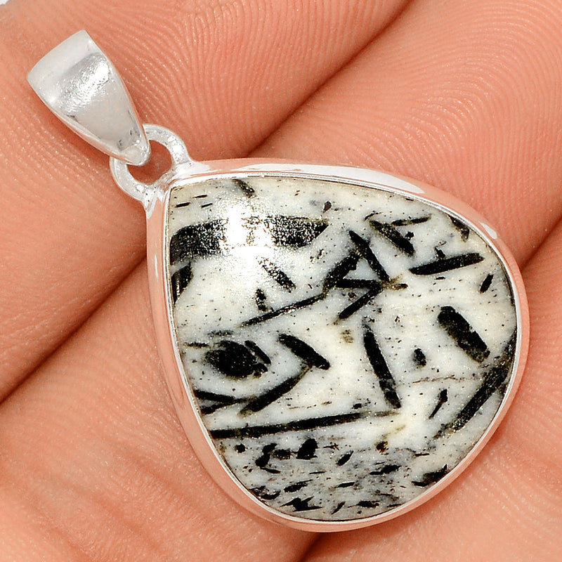 1.3" Hornblende Pendants - HRBP70