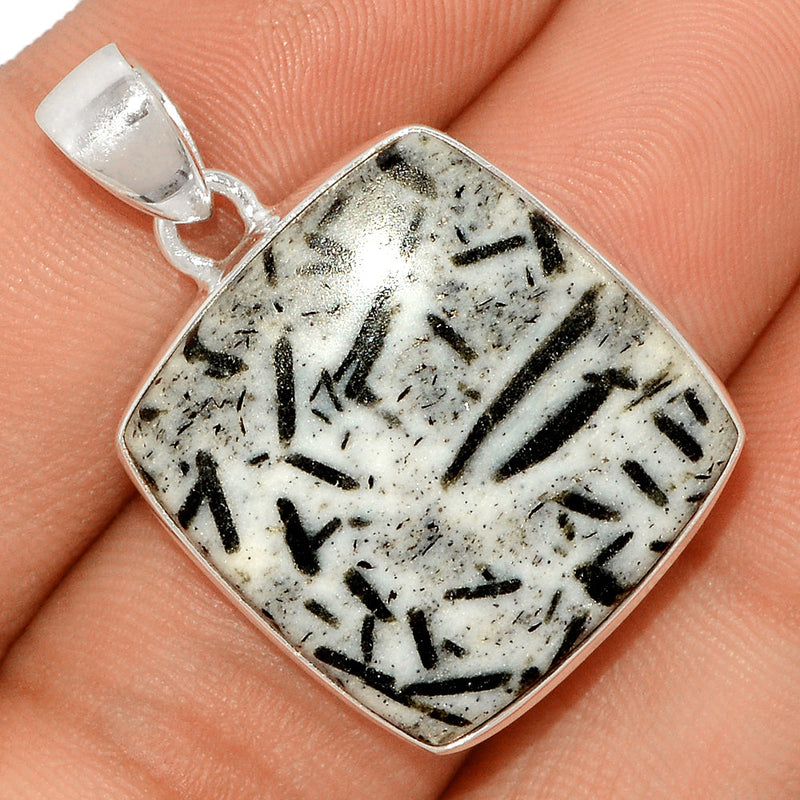 1.3" Hornblende Pendants - HRBP79