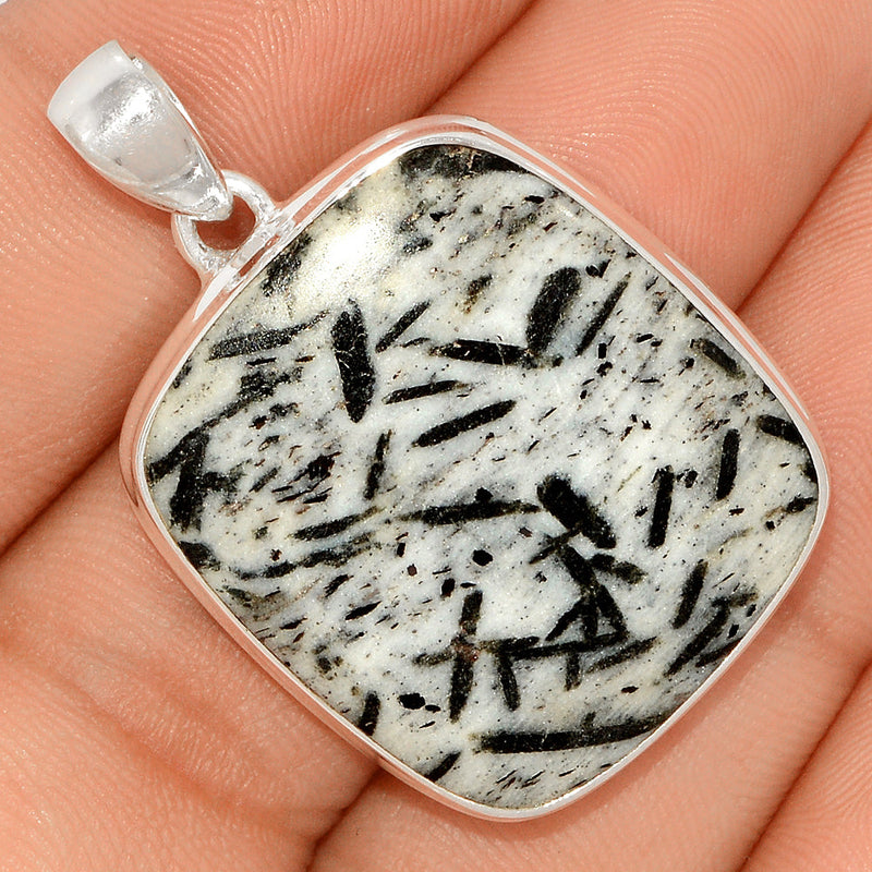 1.6" Hornblende Pendants - HRBP81