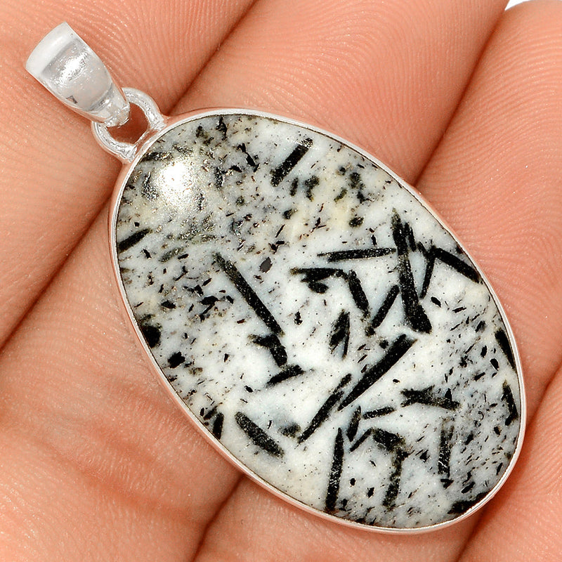 1.7" Hornblende Pendants - HRBP82
